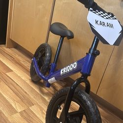 Barely used balance bike – like new!