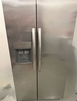 Frigidaire 36” Stainless Steel Side-by-Side Refrigerator