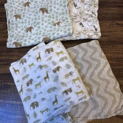 Aden + Anais Essentials Muslin Swaddle Blankets