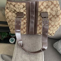 Coach Signature C Crossbody Leather Bag/Purse/Tote Brown & Tan 6338