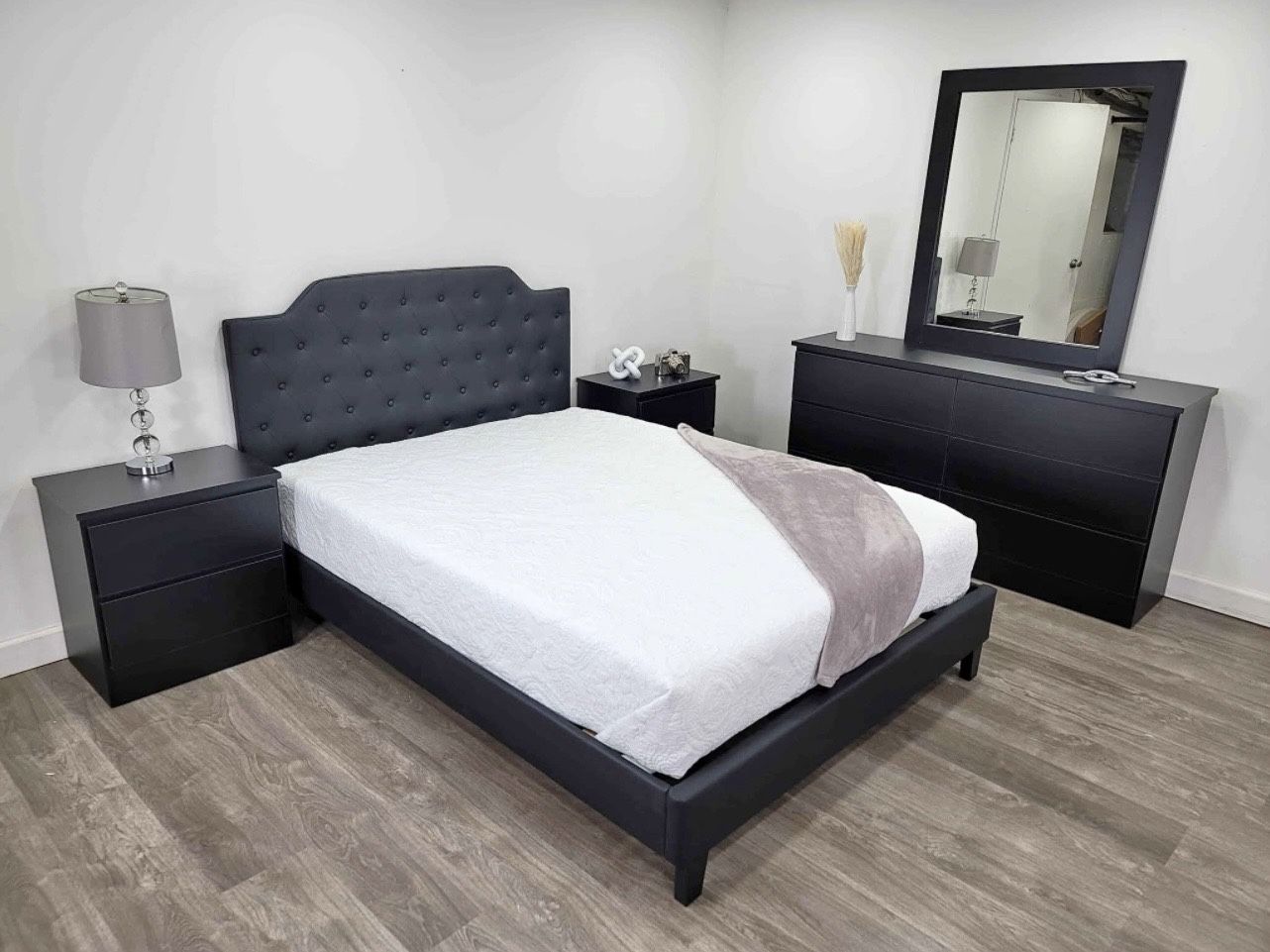 Bedroom Set - Juego De Cuarto