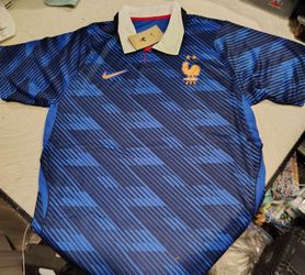 Brand X-Large NIKE France Soccer Jersey.