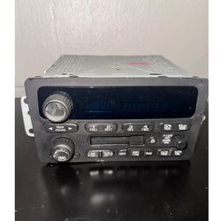 2003-2005 impala monte carlo radio 2 DIN stero receiver cassette player 10335222