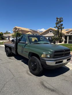 2000 Dodge Ram 3500 Regular Cab & Chassis