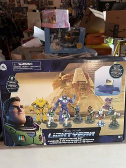 Official Disney Buzz Light Year Playset