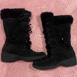 Sporto Black Fur Lined Lace-Up Winter Boots