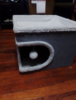 Cat hut