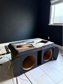 Sub box with 2 15s off a trail blazer