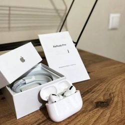 Apple Airpods Pro 2nd Generation with Magsafe Wireless charging case (USB-C)