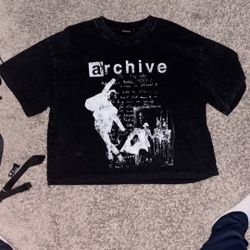 Hype Dept Archive Cropped Tee 