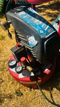 Clarke Champ Air Compressor – 2HP / 7.6 CFM Portable Pancake Compressor