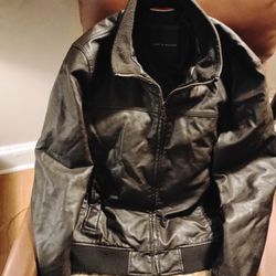 TOMMY HILFIGER  SIZE MEDIUM BROWN LEATHER JACKET 