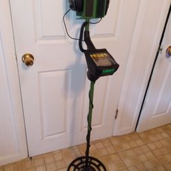 Garrett GTI 2500 Metal Detector