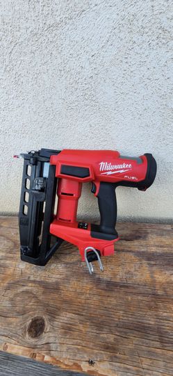 Milwaukee finish nailer 16  Gauge m18 fuel tool only