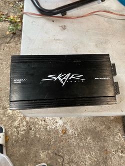 SKAR AUDIO BASS AMP
