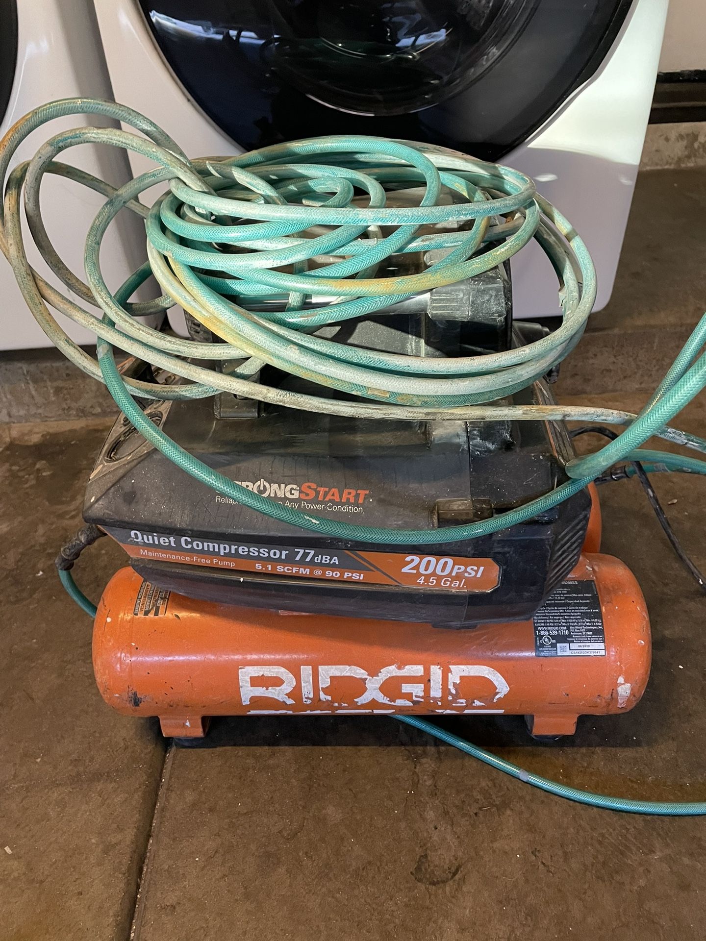 Ridged Compressor With Hose