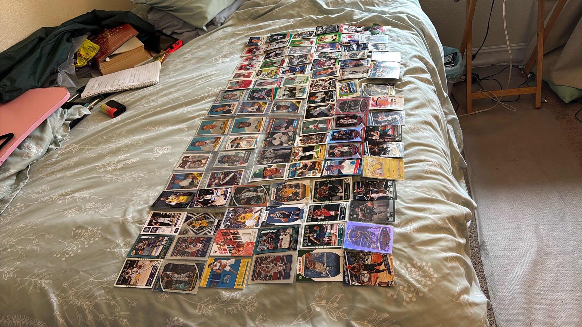 Old And New Baseball And Basketball https://offerup.com/redirect/?o=RXRjLkNhcmRz