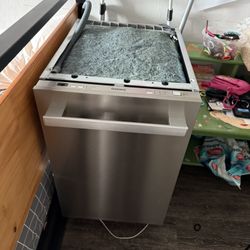 18”” Galanz Dishwasher 