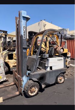 Clark Forklift