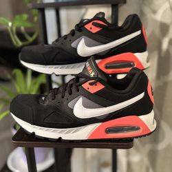 Nike Air Max IVO Black/Red – Men’s 10
