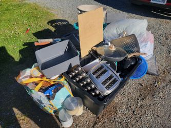 Free stuff by the curb