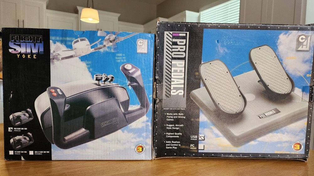 CH Products Pro Flight Yoke and Pedal set $100