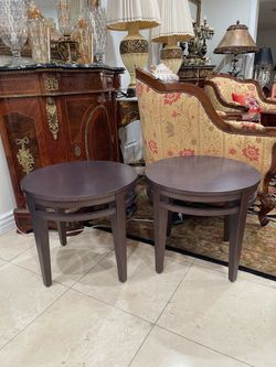 Pair of Elegant Espresso Finish Round Solid Wood Side Tables🌷$50 Each