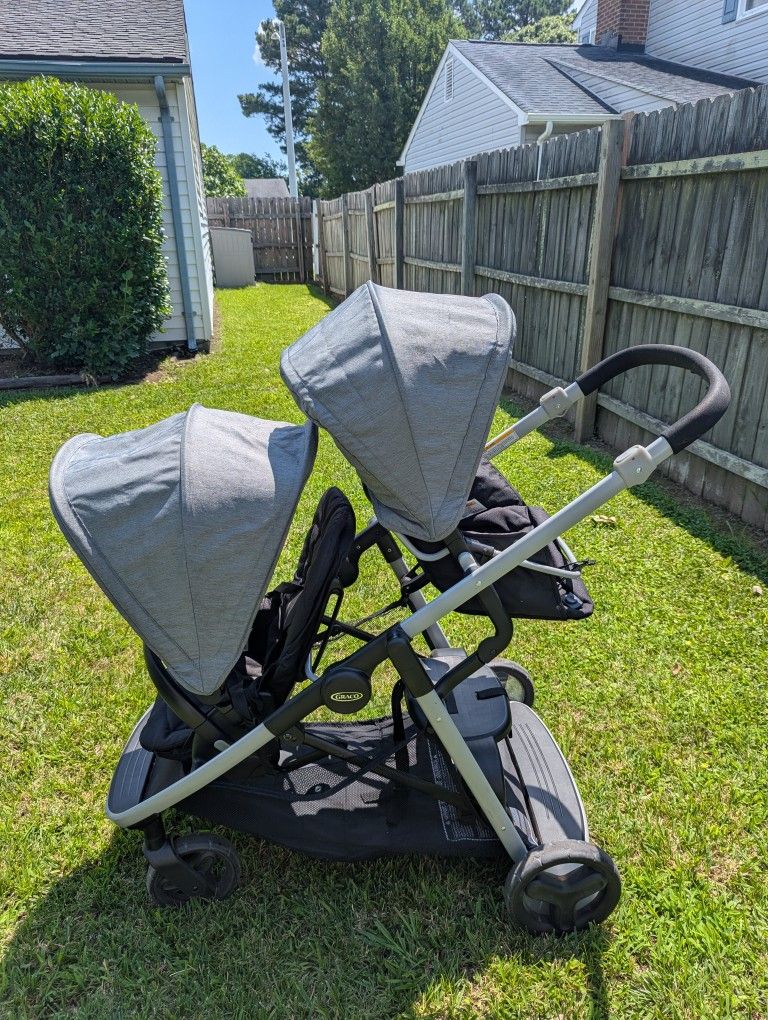 GRACO Double Stroller