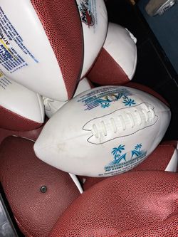 Bulk lot of footballs