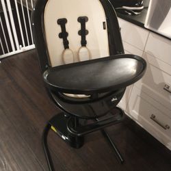 Mima Moon Black Infant High Chair