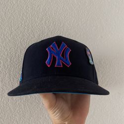 7 3/4 Yankees Cyberpunk Fitted w/ Pin