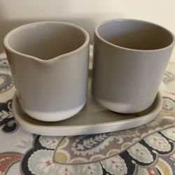 Pottery Barn Mason Stoneware Sugar And Creamer Set