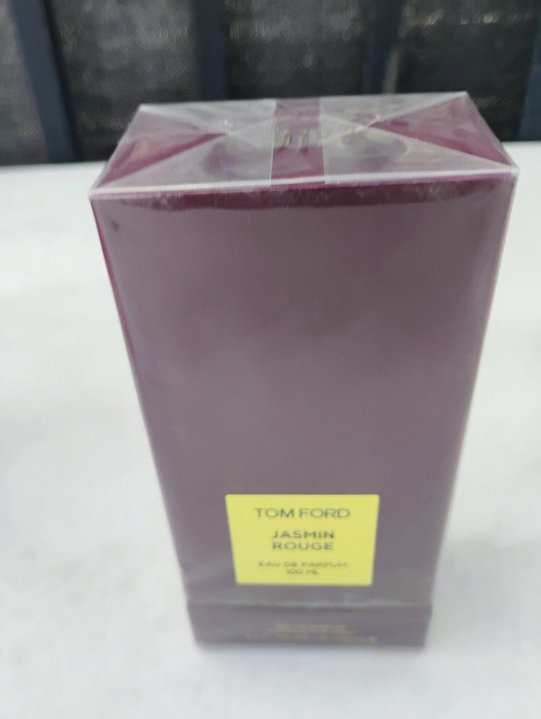 Iris lash Perfumes