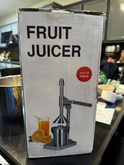 Manual Cast Iron Citrus Juicer Press – Heavy Duty, Works Great