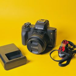 Canon M50 mark II w/ Kit lens