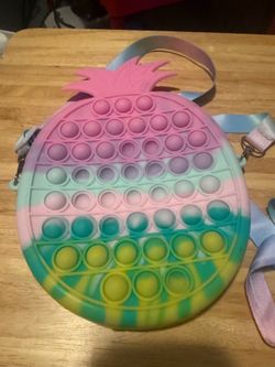 Fidget pineapple pocketbook
