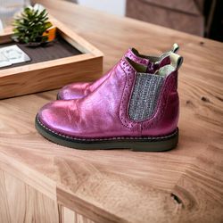 Mini Boden Leather Chelsea Boots Size 9/ 26, Metallic Pink