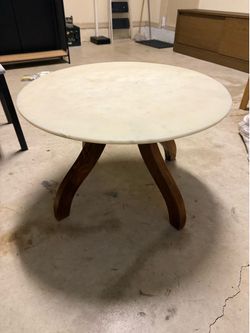 Pier 1 marble coffee table