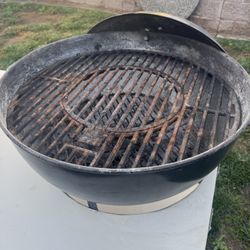 Weber Grill with cart/ Cover and cast iron crate