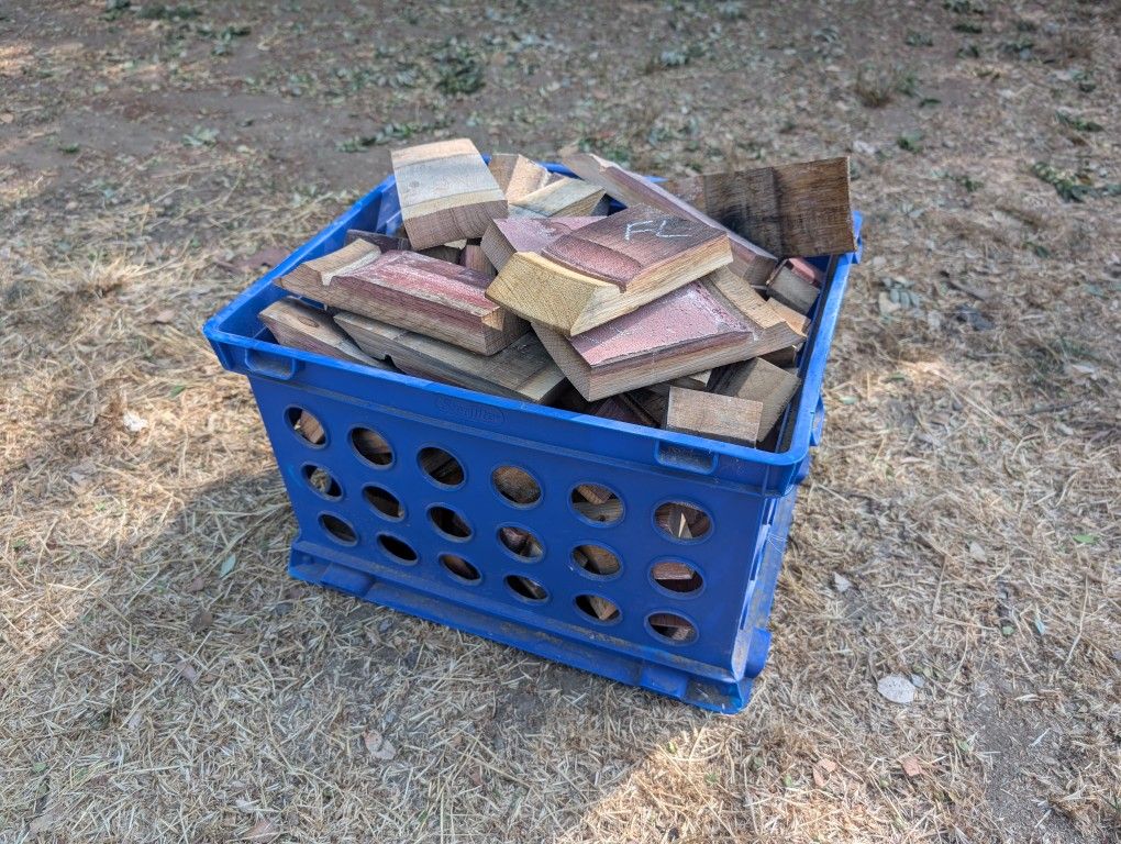 20 Lbs Of Oak Barrel Scraps - Crafts - Fire Wood
