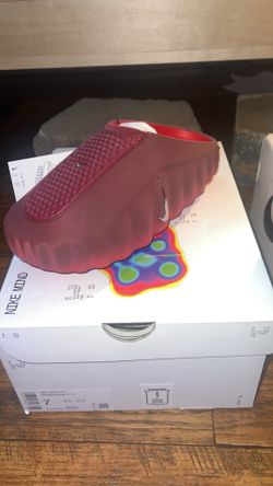 NIKE MIND Size 7