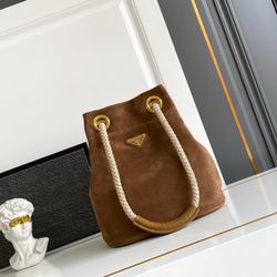 🎉 New bucket bag 🎉 brushed leather 🎉🎉
