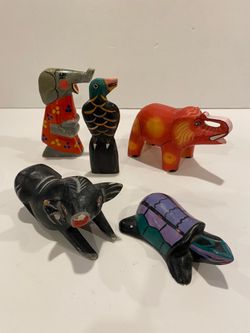 5 Vintage Folk Art Hand Carved Wooden Animals Elephants Bird Turtle Pig Trunks Up   pig has some chips