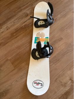 Snowboard 54” with Dakine bindings