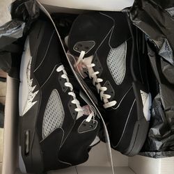 Air Jordan 5 Black Metallic Reimagined – Size 11 – DS Brand New