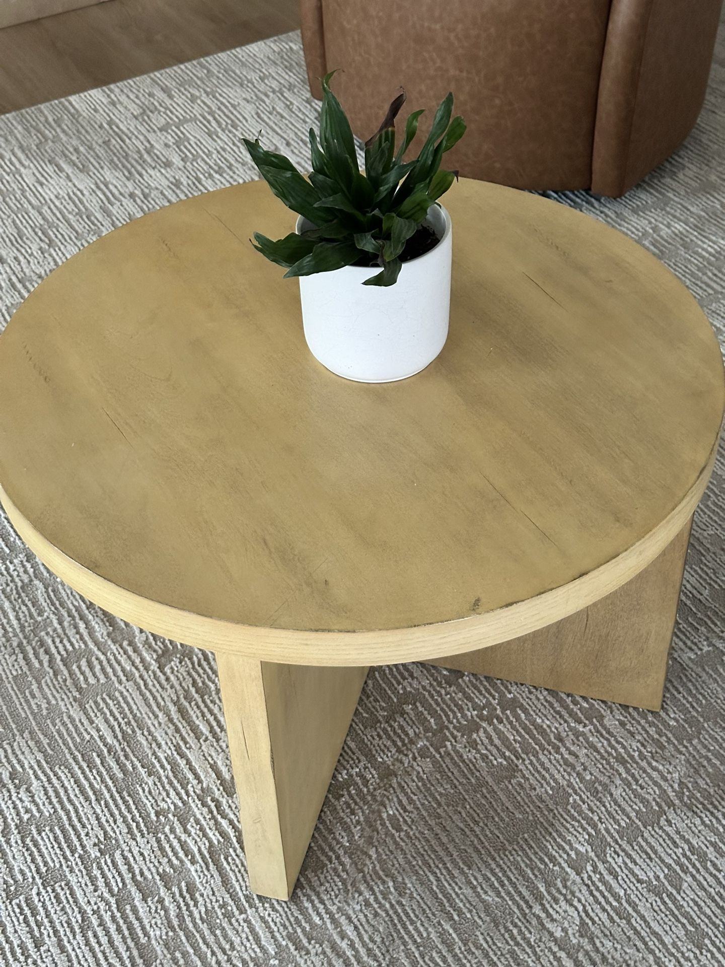 Round Coffee Table