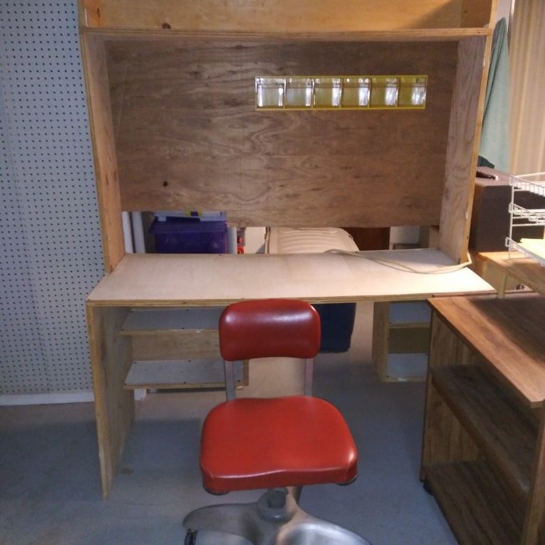 Large Desk