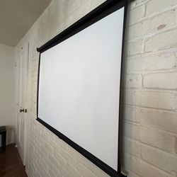 📽️🎬📺✨ Like New- 40” Projector Screen Pull-Up Portable