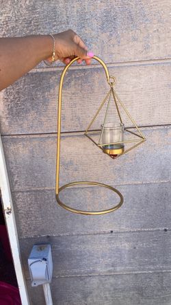 Candle holder