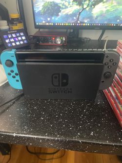 Nintendo Switch + 500GB SD + Pro Controller *LIGHTLY USED*